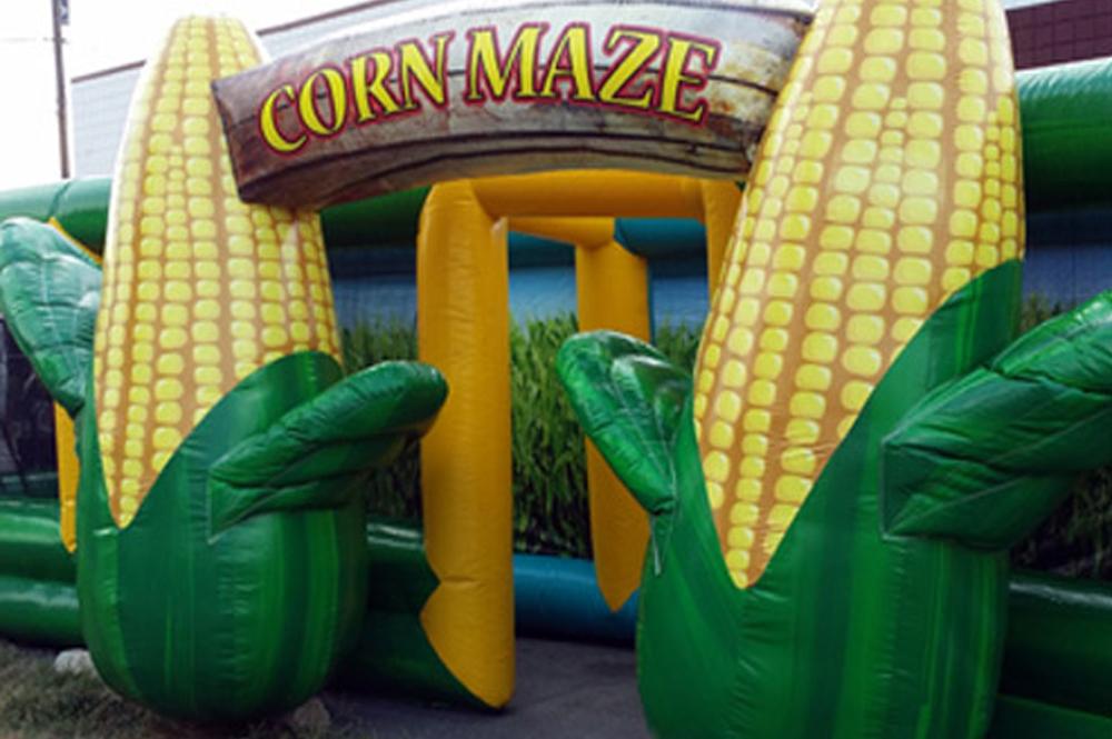 Carefree-Corn-Maze